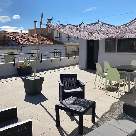 Appartement En Centre Avec Roof